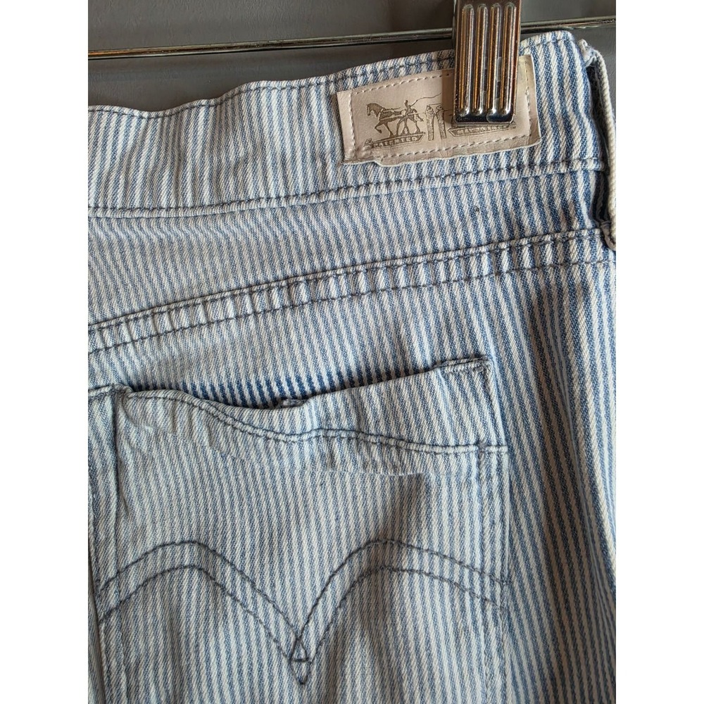 Levis Hickory Stripe Cropped Jeans Blue White Striped Capri Pants Size 6